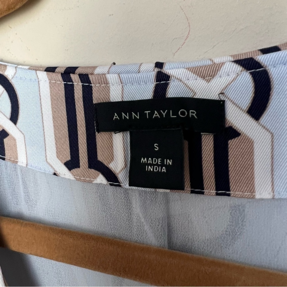 ANN TAYLOR Chain Print Midi Dress in Gray Smoke - Picture 6 of 9